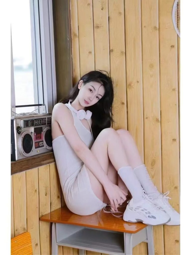 四位美女上课6514 作者:红尘 帖子ID:5789 